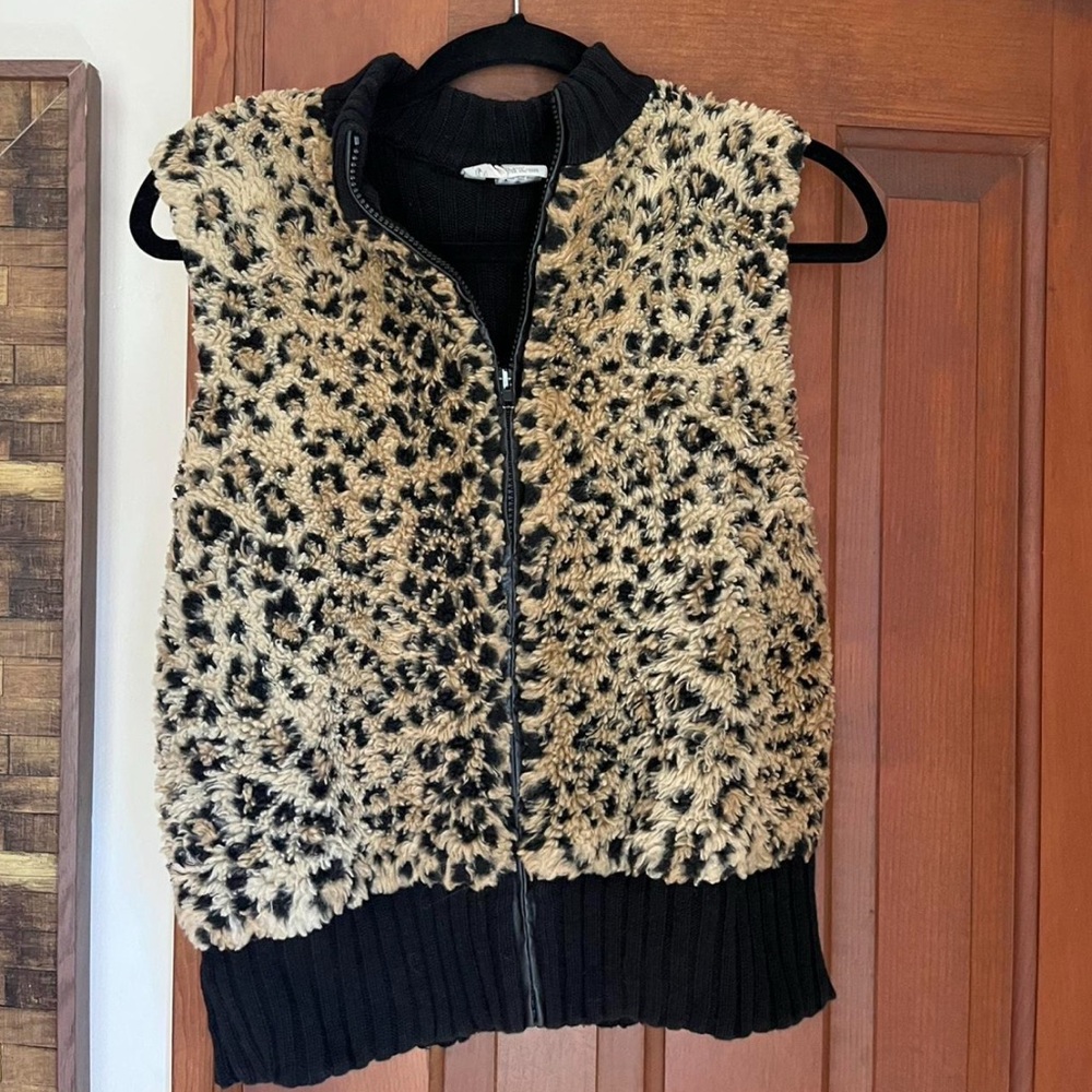 Leopard Print Fuzzy Vest